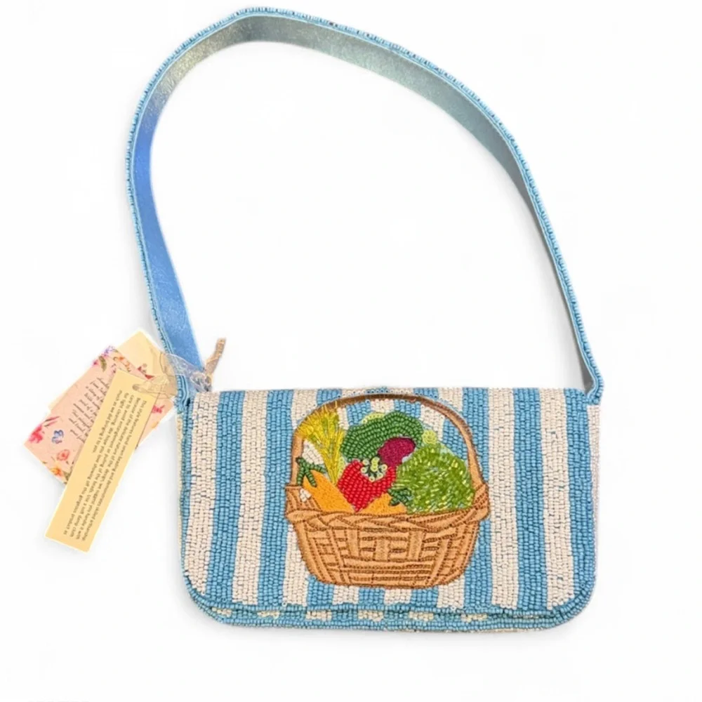 Beaded Farmers Market Vegetable Basket Shoulder Bag Blue White NWT - Picture 2 of 10